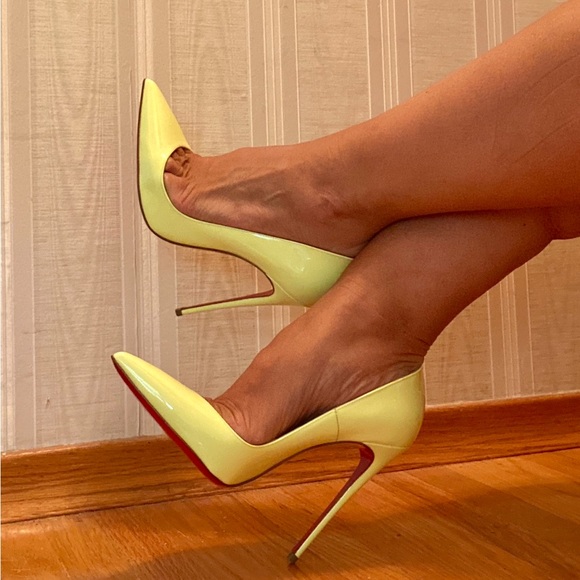 Christian Louboutin So Kate 37.5 EUC - Picture 7 of 7